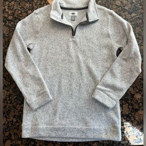Old Navy  pullover sweater